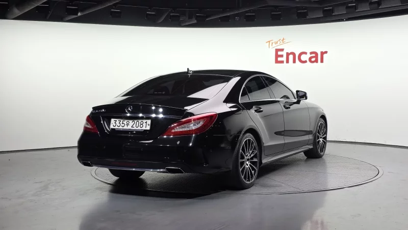 Mercedes-Benz CLS-Class
