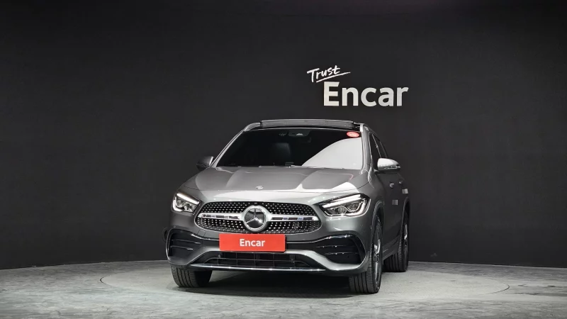 Mercedes-Benz GLA-Class