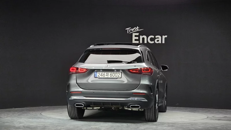 Mercedes-Benz GLA-Class