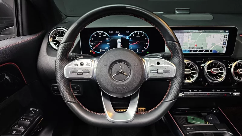 Mercedes-Benz GLA-Class