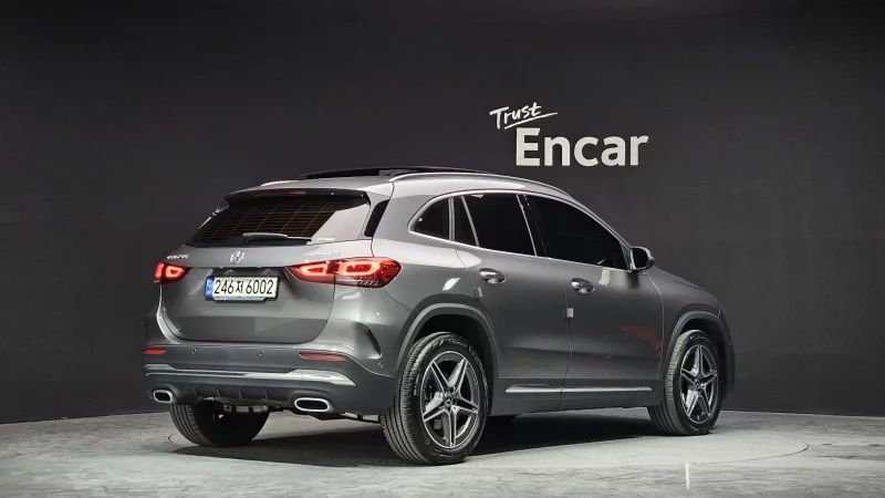 Mercedes-Benz GLA-Class