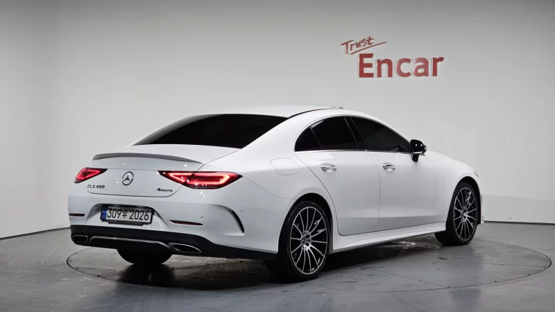 Mercedes-Benz CLS-Class