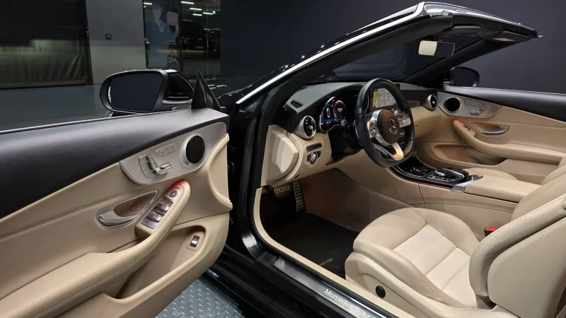 Mercedes-Benz C-Class