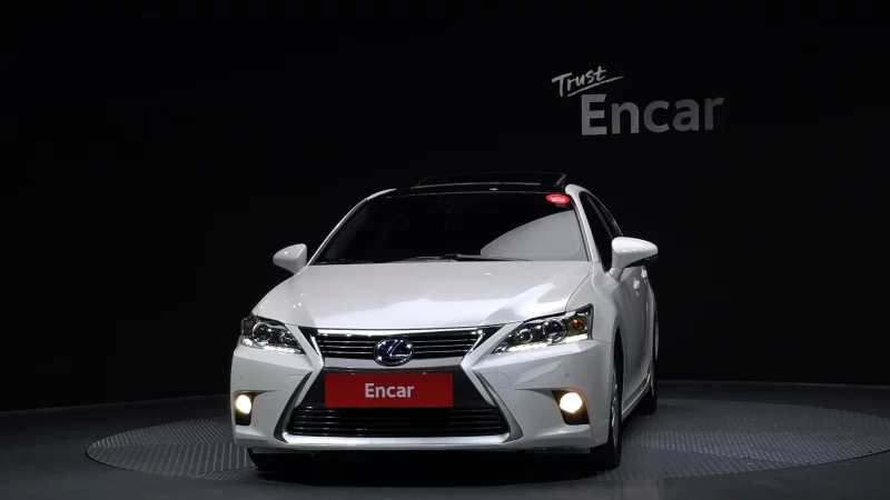 Lexus CT200h