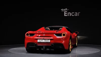 Ferrari 488
