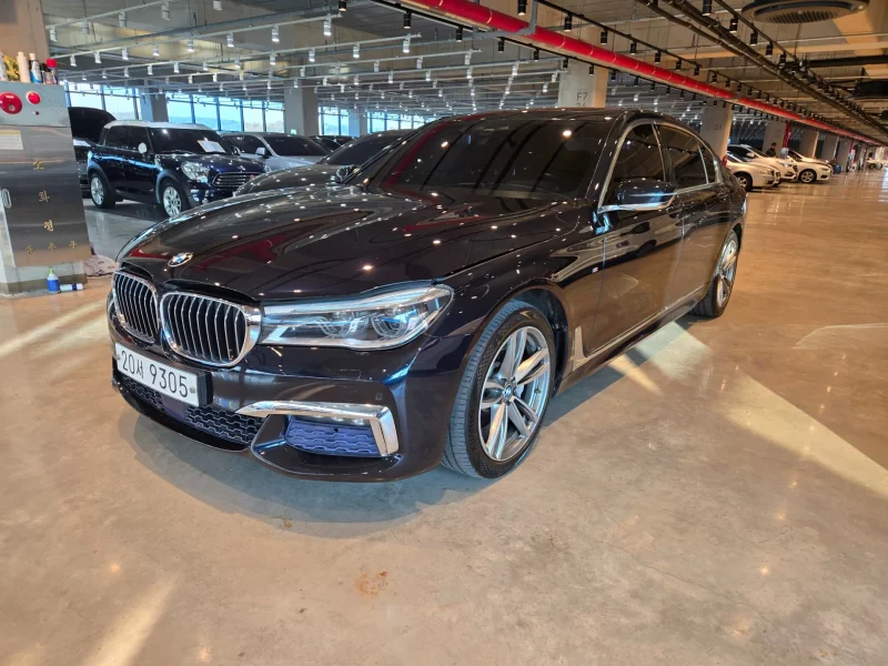 BMW 7-Series