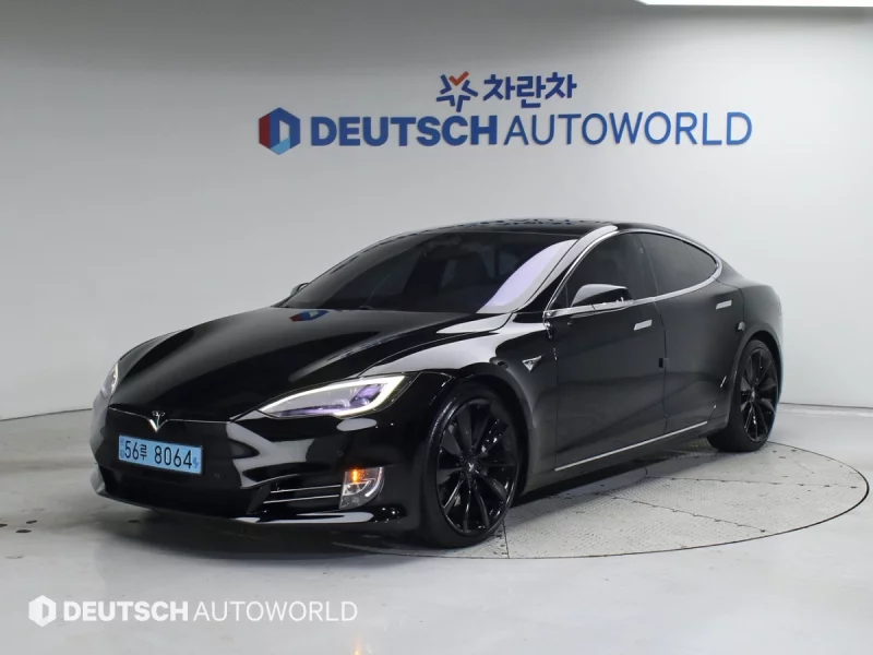 Tesla MODEL S