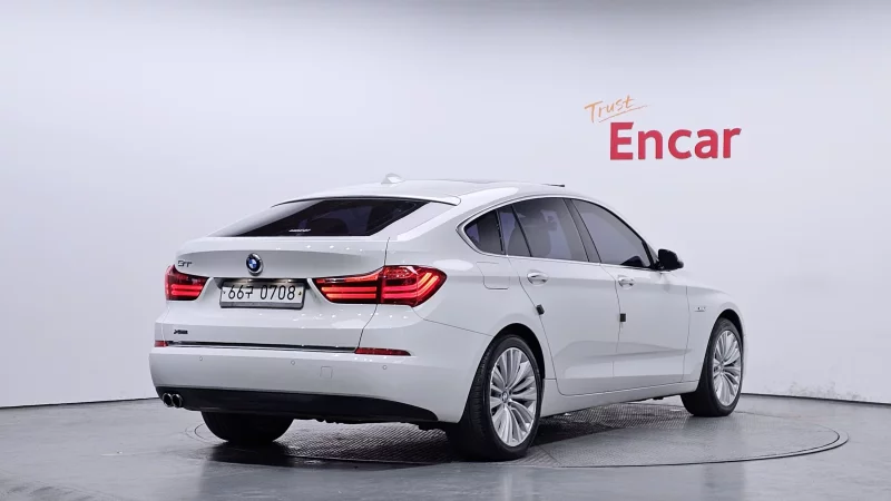 BMW 5-Series Gran Turismo