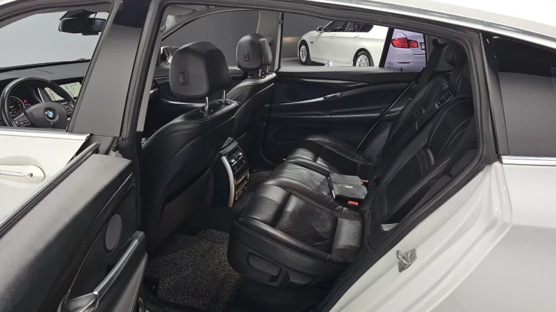 BMW 5-Series Gran Turismo