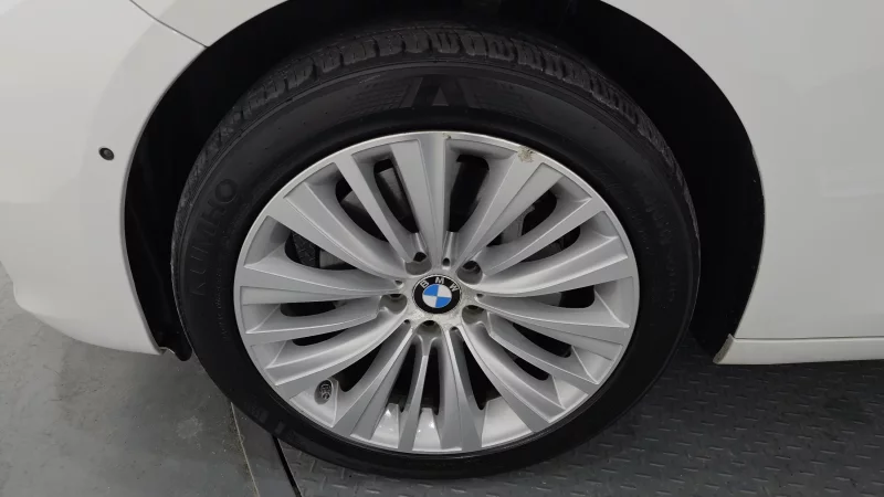 BMW 5-Series Gran Turismo