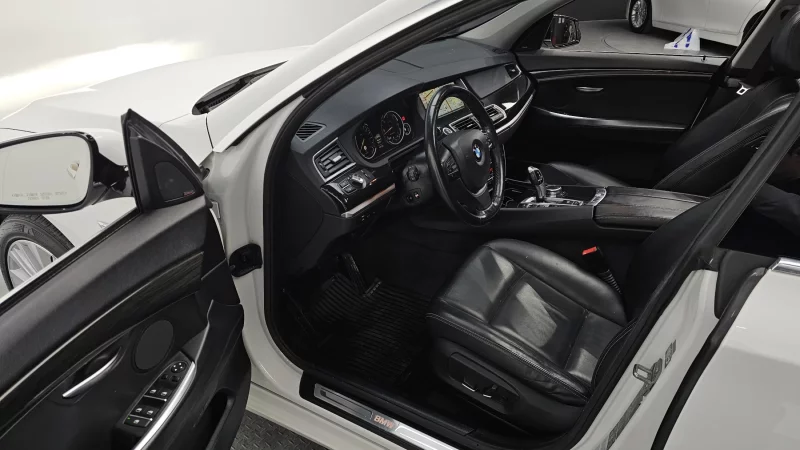 BMW 5-Series Gran Turismo