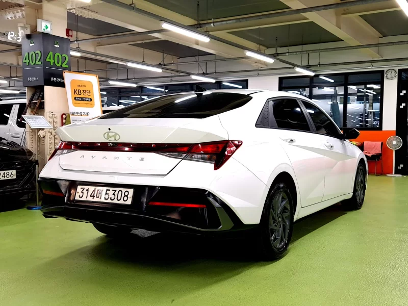 Hyundai AVANTE