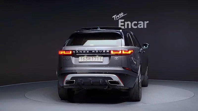 Land Rover RANGE ROVER VELAR