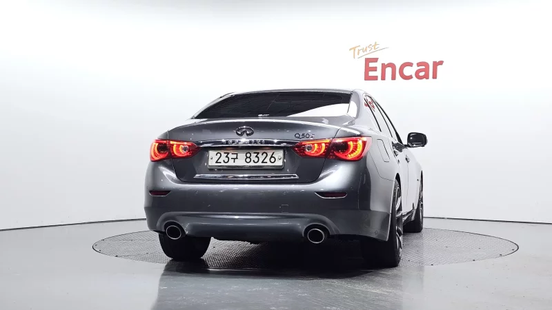 Infiniti Q50