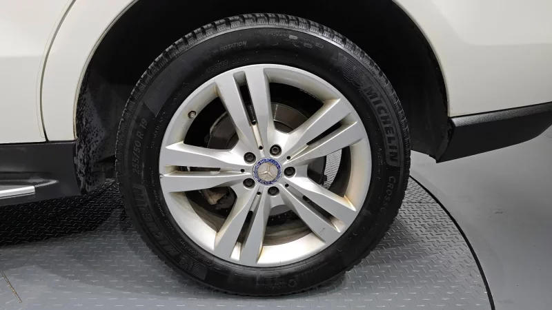 Mercedes-Benz M-class