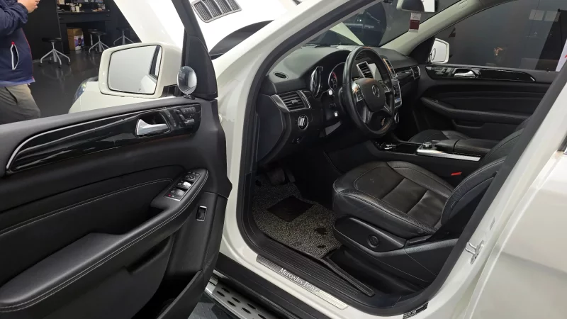 Mercedes-Benz M-class