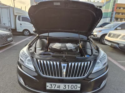 Hyundai Equus