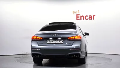 Hyundai Genesis