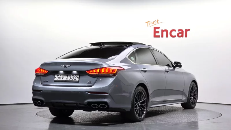 Hyundai Genesis