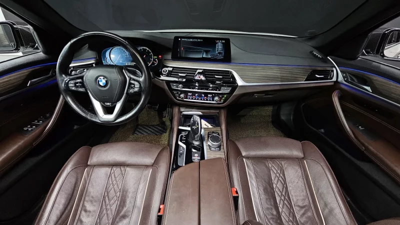 BMW 5-Series