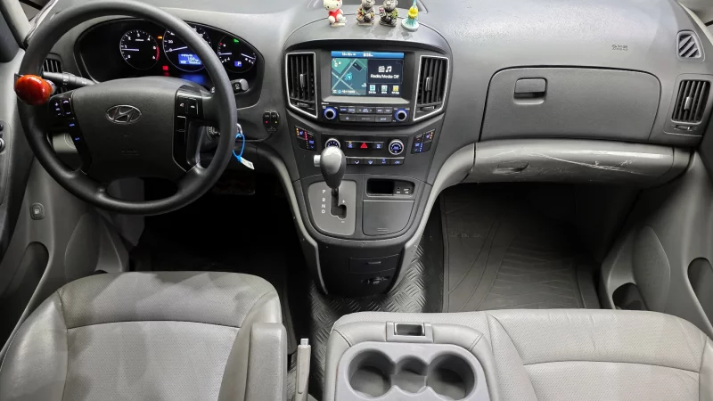Hyundai Grand Starex
