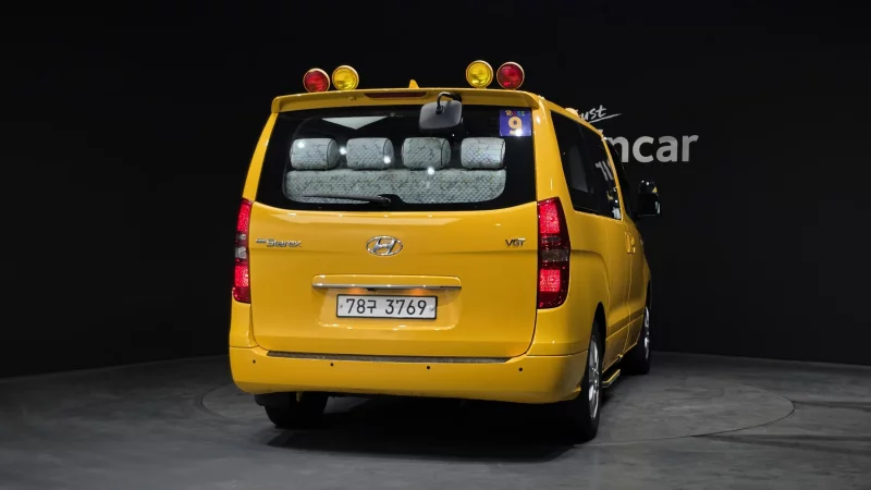 Hyundai Grand Starex