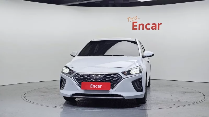 Hyundai Ioniq