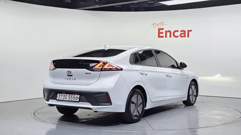 Hyundai Ioniq