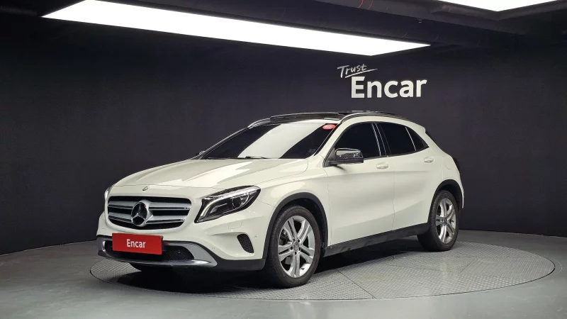 Mercedes-Benz GLA-Class