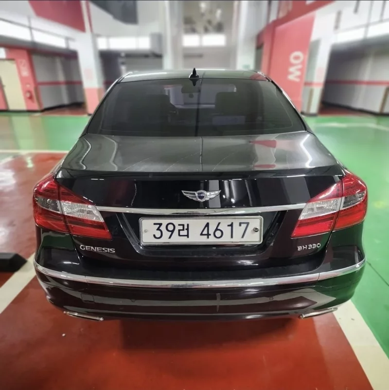 Hyundai Genesis