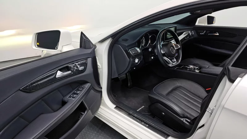 Mercedes-Benz CLS-Class