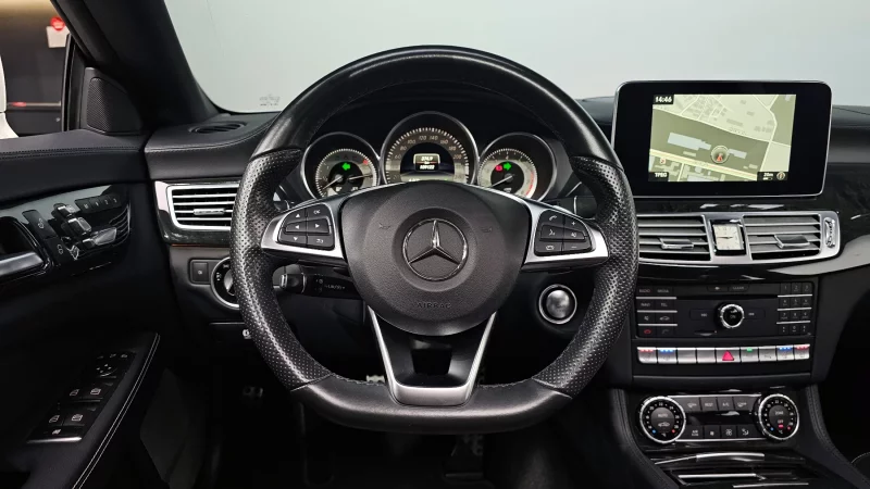Mercedes-Benz CLS-Class