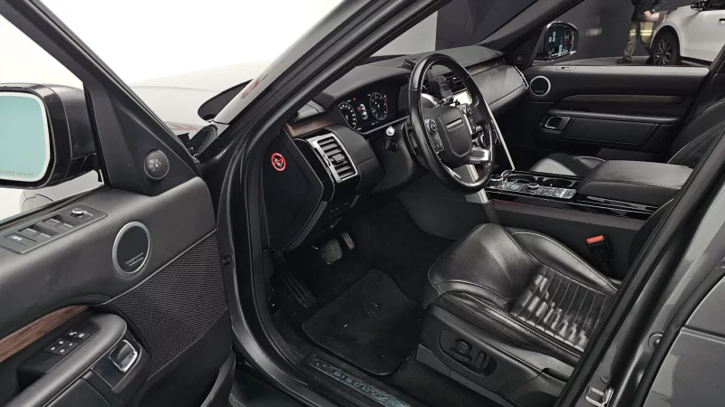 Land Rover DISCOVERY