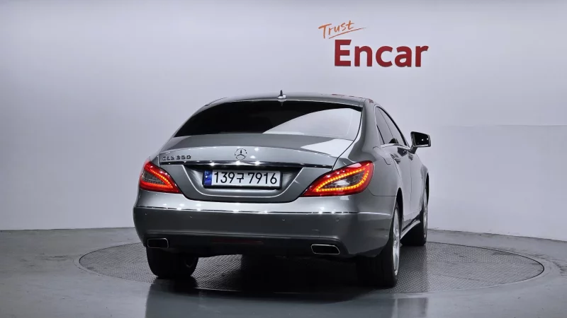 Mercedes-Benz CLS-Class