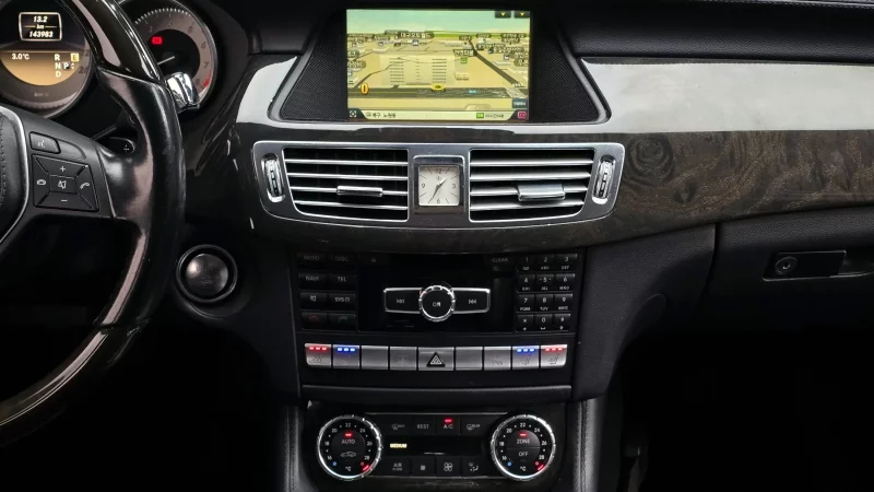 Mercedes-Benz CLS-Class