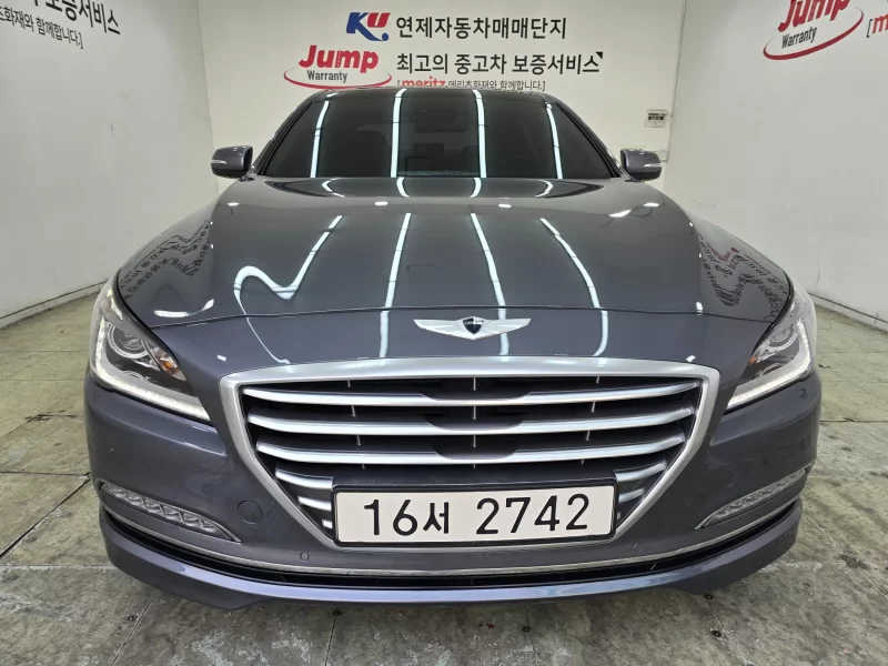 Hyundai Genesis
