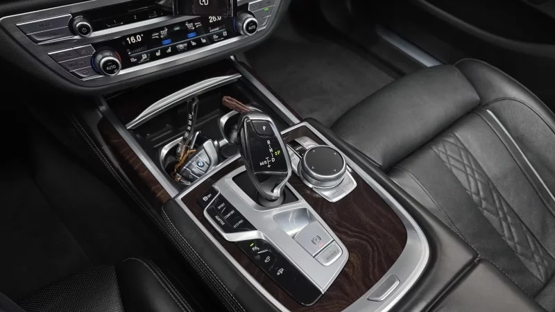 BMW 7-Series