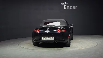 Mazda MX-5 Miata