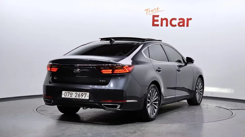 Kia K7