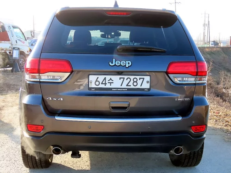 Jeep CHEROKEE