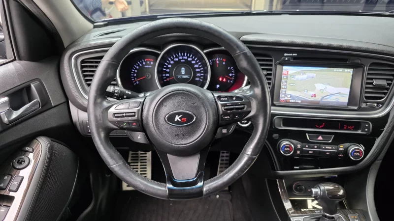Kia K5