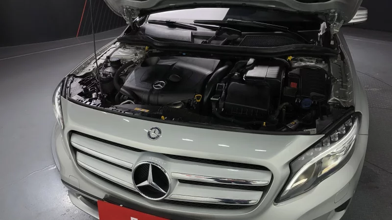 Mercedes-Benz GLA-Class