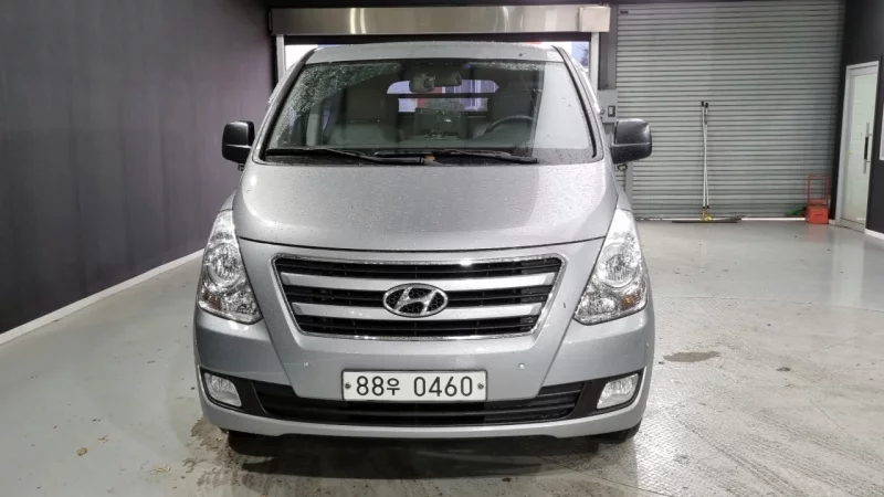 Hyundai Grand Starex