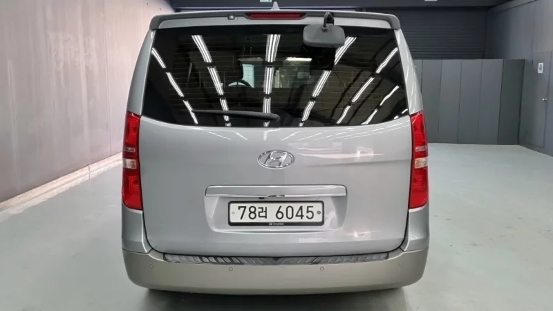Hyundai Grand Starex