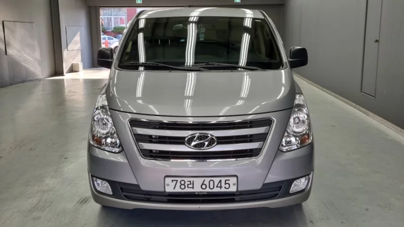 Hyundai Grand Starex