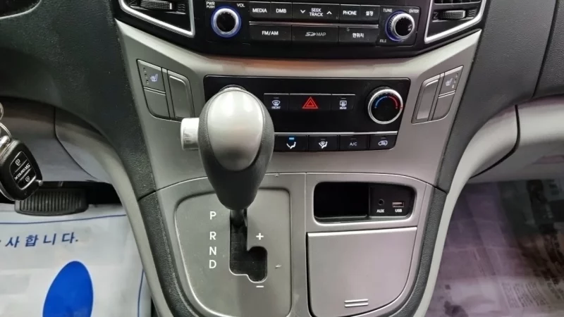 Hyundai Grand Starex