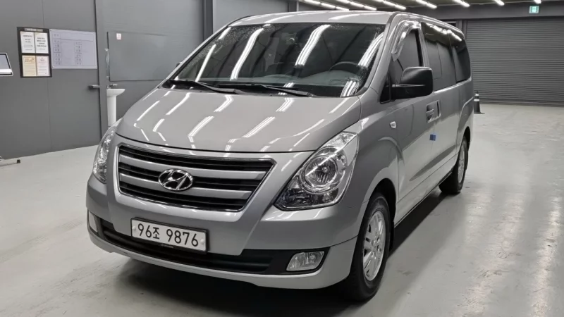 Hyundai Grand Starex