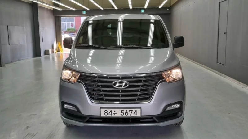 Hyundai Grand Starex