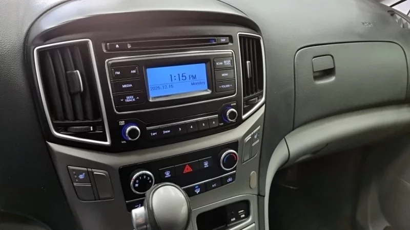 Hyundai Grand Starex