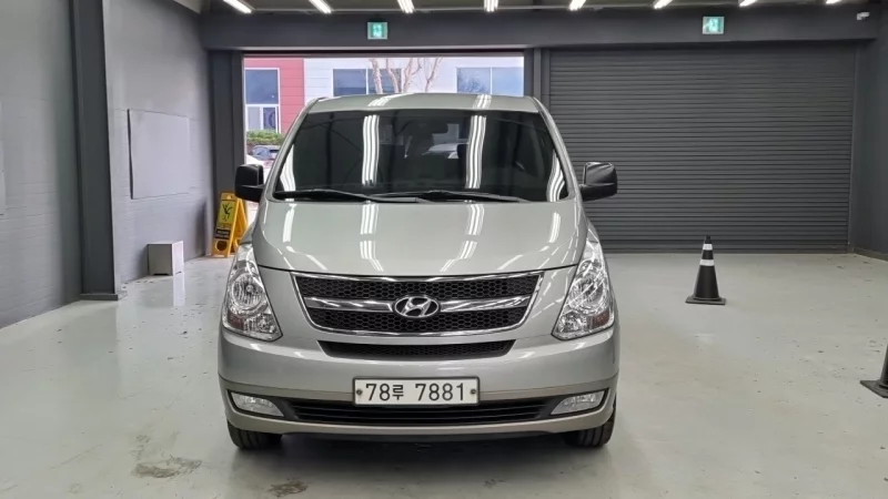 Hyundai Grand Starex